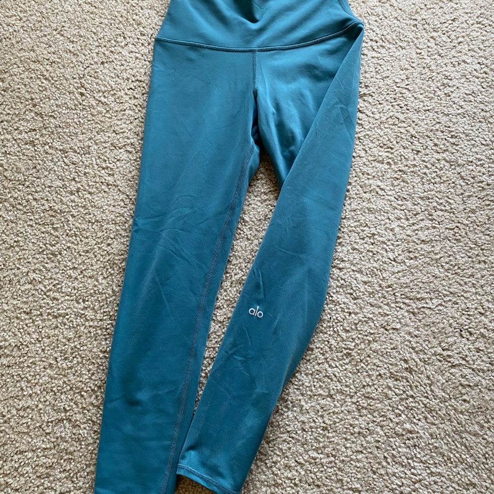Alo Teal Cropped Leggings